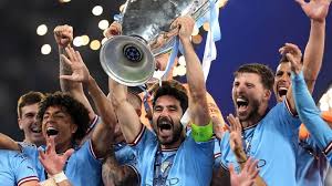 罗伊斯：贝林厄姆刚来多特就看出他很特别，他不会怯场&非常拼命.